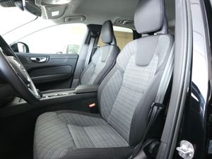 Volvo XC60 2.0 B4 MILD HYBRID D CORE 200 CV - Foto 12