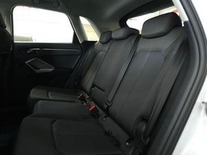 Audi Q3 35 TDI 150CV STRONIC - Foto 13