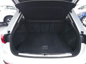 Audi Q3 35 TDI 150CV STRONIC - Foto 9