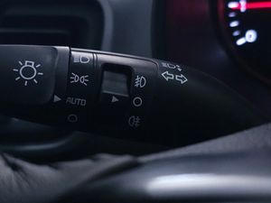Kia Stonic 1.0 T-Gdi  100CV HYBRID - Foto 18