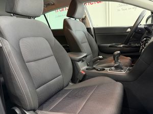Kia Sportage 1.6 MHEV DRIVE PLUS 136 CV 4X2 - Foto 14
