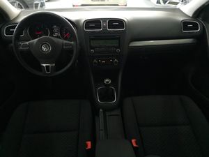 Volkswagen Golf 1.6 TDI 105 CV - Foto 21