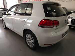 Volkswagen Golf 1.6 TDI 105 CV - Foto 6
