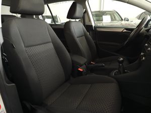 Volkswagen Golf 1.6 TDI 105 CV - Foto 11