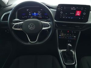 Volkswagen T-Roc 1.5 TSI 150 CV DSG LIFE - Foto 11