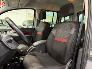 Renault Kangoo Combi 1.5 DCI ZEN 95CV - Foto 11