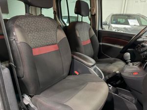 Renault Kangoo Combi 1.5 DCI ZEN 95CV - Foto 13