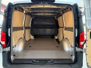 Mercedes Vito 114 CDI LARGA RWD - Foto 21
