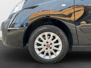 Fiat Scudo 2.0 JTDM Panorama Executive L2H1 130 Multijet - Foto 19