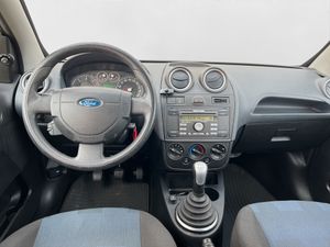 Ford Fiesta 1.4 FUTURA - Foto 15