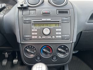 Ford Fiesta 1.4 FUTURA - Foto 16