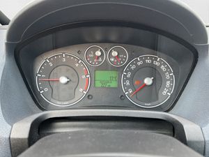 Ford Fiesta 1.4 FUTURA - Foto 11