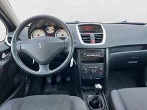 Peugeot 207 1.4 URBAN - Foto 14