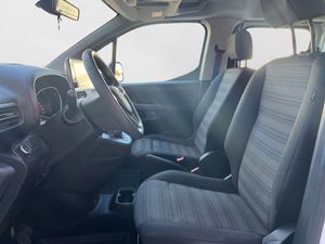 Opel Combo 1.5 T.D 75KW 100CV SELECTIVE - Foto 9