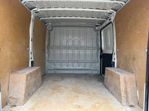 Citroën Jumper 2.2 BLUEHDI 33 L1H1 - Foto 10