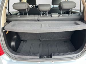 Hyundai i10 1.1 COMFORT - Foto 16