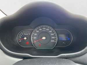 Hyundai i10 1.1 COMFORT - Foto 11