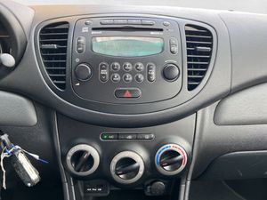 Hyundai i10 1.1 COMFORT - Foto 18