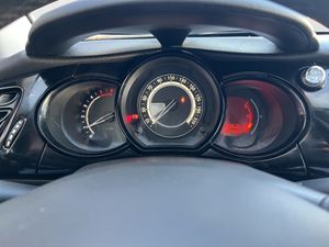 Citroën C3 BlueHDi 100 Exclusive - Foto 18