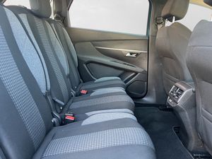 Peugeot 5008 1.5 BlueHDi 96kW (130CV) S&S Active Pack - Foto 17