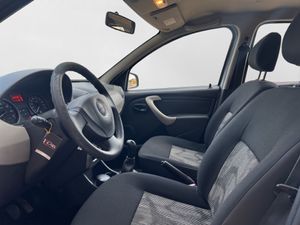 Dacia Sandero Ambiance 1.2 16v 75cv - Foto 8