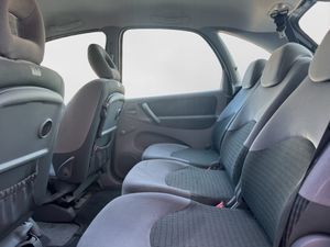 Citroën Xsara Picasso 1.6 HDi 92 LX Plus - Foto 13
