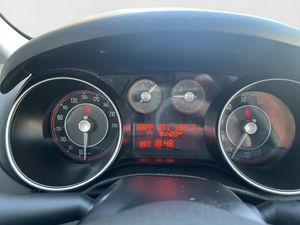 Fiat Punto 1.2 8v Easy 69 CV S&S Gasolina - Foto 18