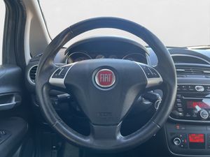 Fiat Punto 1.2 8v Easy 69 CV S&S Gasolina - Foto 10