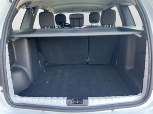 Dacia Duster Laureate 1.6 105 E5 - Foto 17