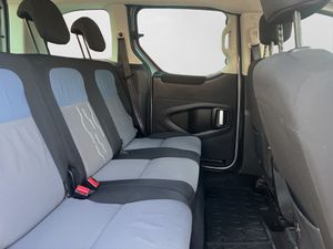 Peugeot Partner TEPEE Active 1.6 BlueHDi 100 - Foto 14