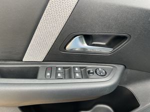 Citroën C4 BlueHdi 110 S&S Feel Pack - Foto 13