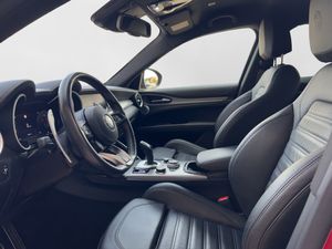Alfa Romeo Stelvio 2.2 Diésel 154kW (210CV) Veloce Q4 - Foto 9