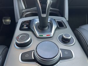 Alfa Romeo Stelvio 2.2 Diésel 154kW (210CV) Veloce Q4 - Foto 21