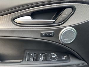 Alfa Romeo Stelvio 2.2 Diésel 154kW (210CV) Veloce Q4 - Foto 10