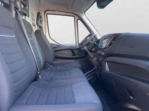 Iveco Daily 2.3 TD 35S 16 V 3520L/H2 12 M3 - Foto 16