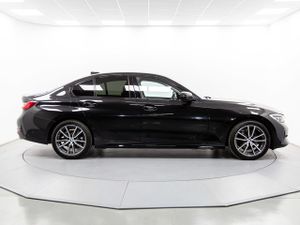 BMW Serie 3 320d 140 kw (190 cv)   - Foto 23