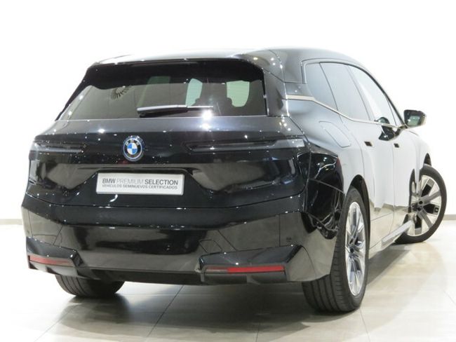 BMW iX xdrive40 240 kw (326 cv)   - Foto 5