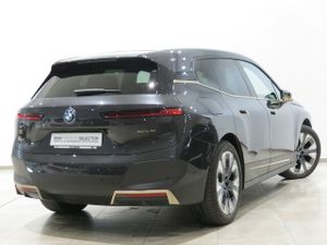 BMW iX xdrive40 240 kw (326 cv)   - Foto 7