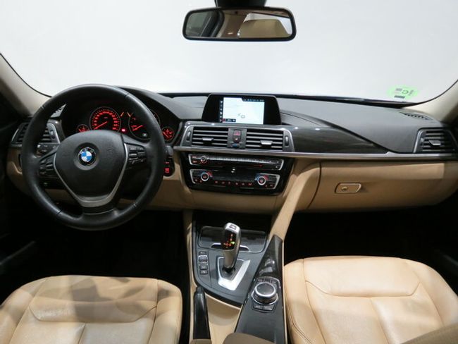 BMW Serie 3 320d xdrive touring 140 kw (190 cv)   - Foto 8