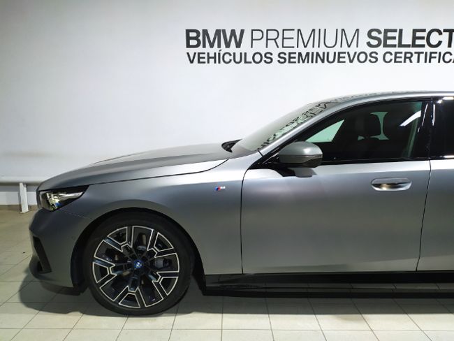 BMW i5 edrive40 250 kw (340 cv)   - Foto 12