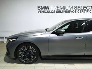 BMW i5 edrive40 250 kw (340 cv)   - Foto 21