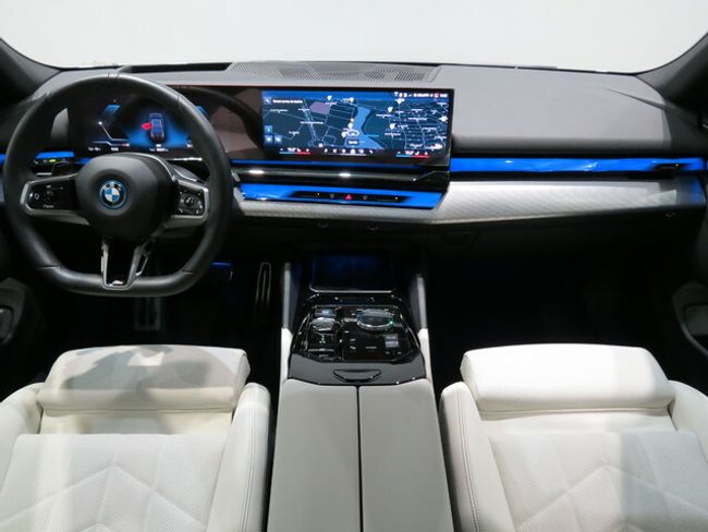 BMW i5 edrive40 250 kw (340 cv)   - Foto 8