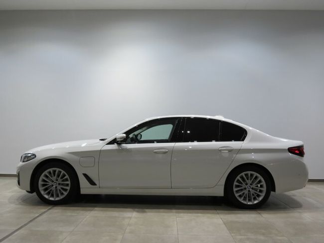 BMW Serie 5 530e xdrive 215 kw (292 cv)   - Foto 4