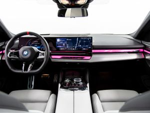 BMW i5 m60 xdrive 442 kw (601 cv)   - Foto 13