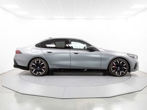 BMW i5 m60 xdrive 442 kw (601 cv)   - Foto 23