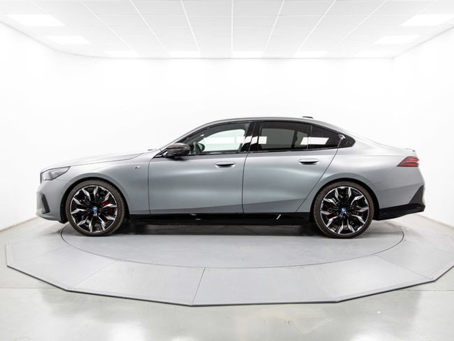 BMW i5 m60 xdrive 442 kw (601 cv)   - Foto 4