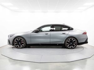 BMW i5 m60 xdrive 442 kw (601 cv)   - Foto 5