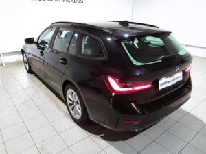 BMW Serie 3 318d touring 110 kw (150 cv)   - Foto 23