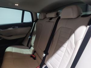 BMW X4 xdrive20d 140 kw (190 cv)   - Foto 17