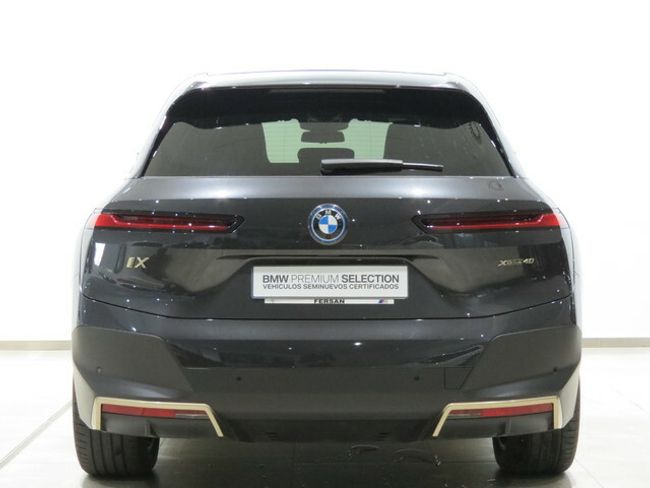 BMW iX xdrive40 240 kw (326 cv)   - Foto 6